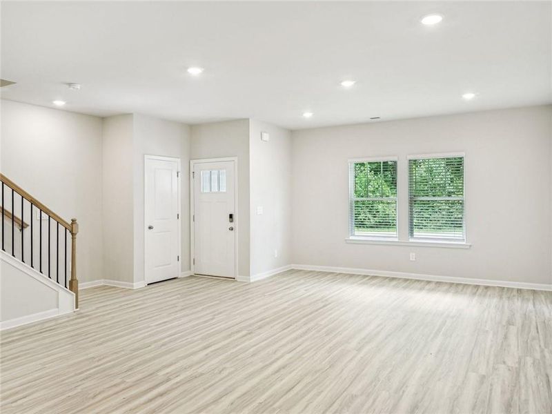 Spacious, unfurnished interior of a new home in , Conyers (Image 13).