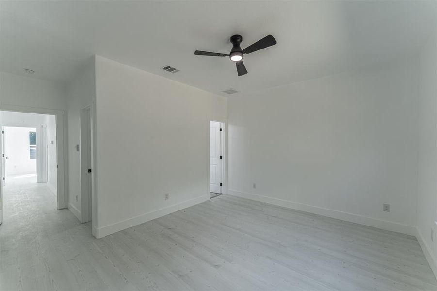 Spacious, unfurnished interior of a new home in , Sulphur Springs (Image 17). Spacious, unfurnished interior of a new home in , Sulphur Springs (Image 17).