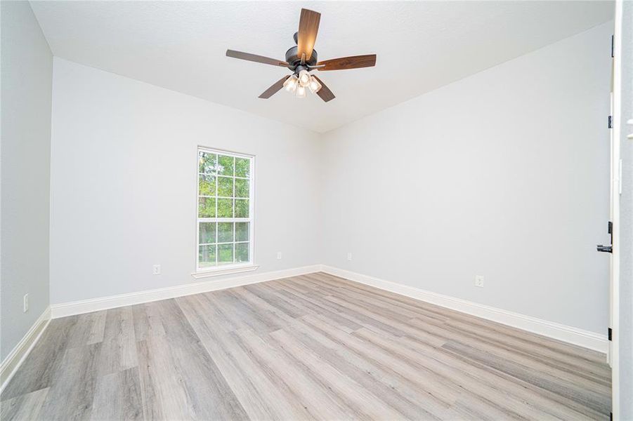 Spacious, unfurnished interior of a new home in , Gladewater (Image 18).
