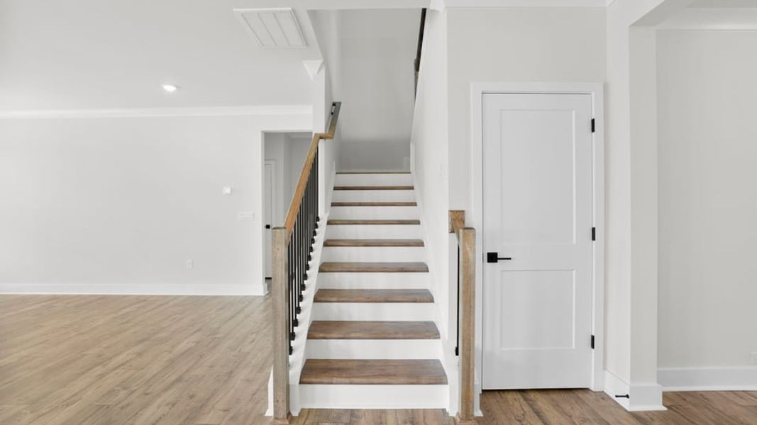 Spacious, unfurnished interior of a new home in Harrison Valley, Simpsonville (Image 27).
