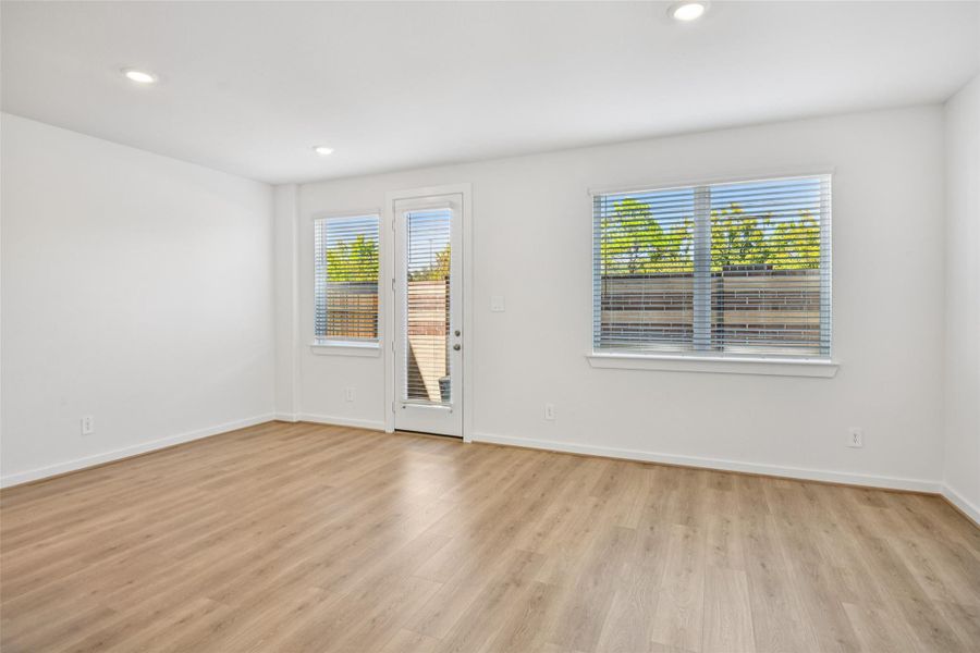Photo is not of the actual home, but is an inspirational photo of builder’s model home and may depict options, furnishings, and/or decorator features that are not included Photo is not of the actual home, but is an inspirational photo of builder’s model home and may depict options, furnishings, and/or decorator features that are not included