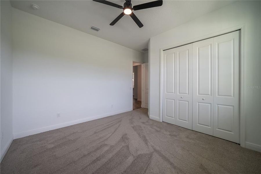 Spacious, unfurnished interior of a new home in , Ocala (Image 26).