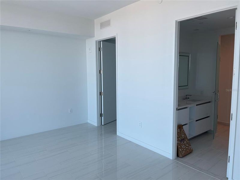 Image 19 of a home in .