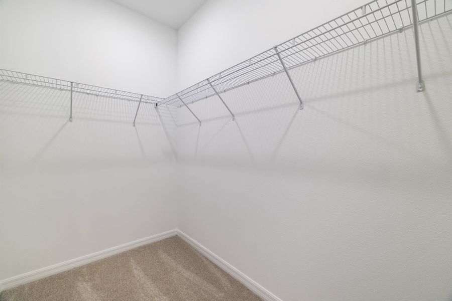 Spacious, unfurnished interior of a new home in Trinity Gardens, Deland (Image 8). Spacious, unfurnished interior of a new home in Trinity Gardens, Deland (Image 8).