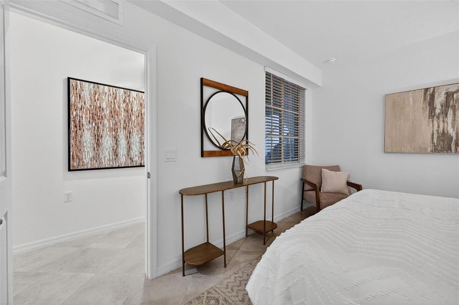 Furnished interior view inside a new home in Heritage Landing, Punta Gorda (Image 15).