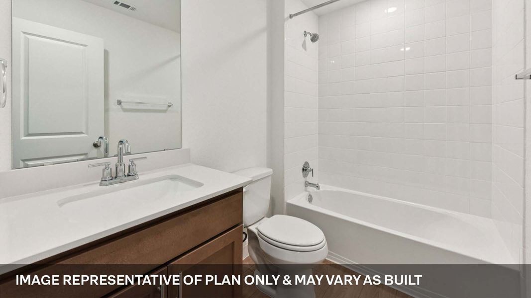 Representative furnished interior of a home built from the The Fairfield by D.R. Horton in Riverview, Georgetown (Image 14).