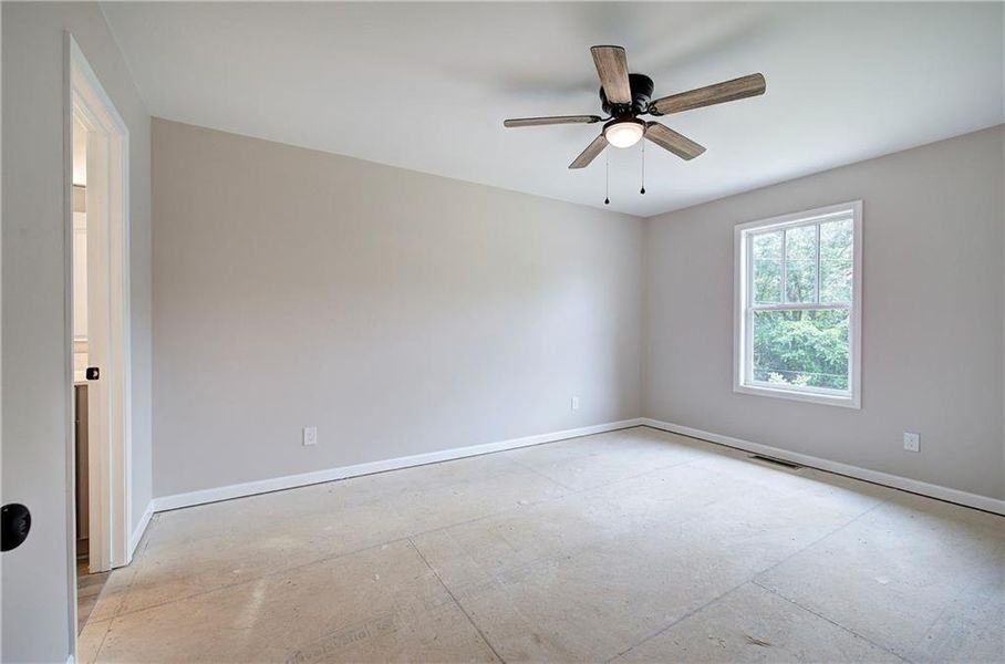 Spacious, unfurnished interior of a new home in , Cartersville (Image 23).