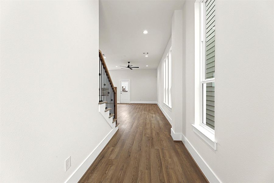Spacious, unfurnished interior of a new home in , Houston (Image 24).
