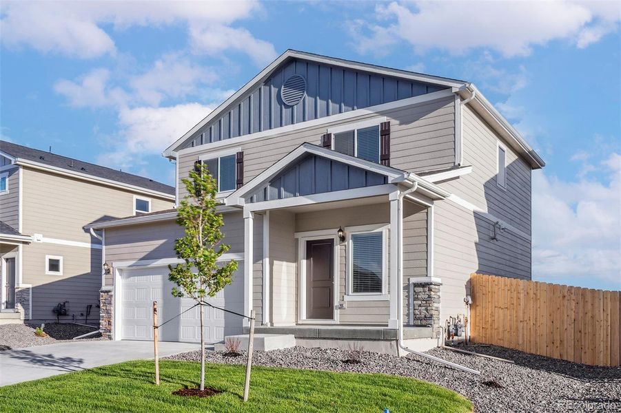 Exterior details and patio area of a home in Bennett Ranch, Bennett (Image 4).