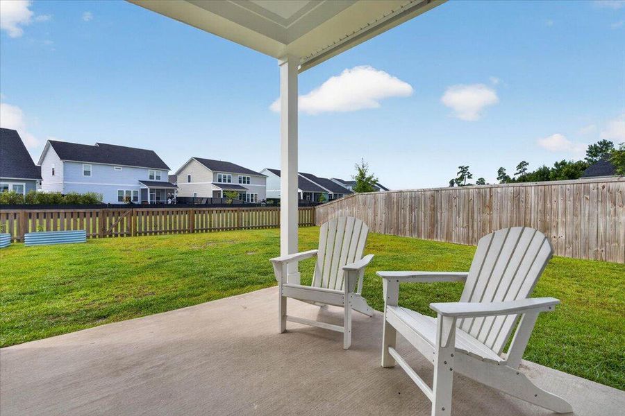 Exterior details and patio area of a home in Carnes Crossroads, Summerville (Image 23).