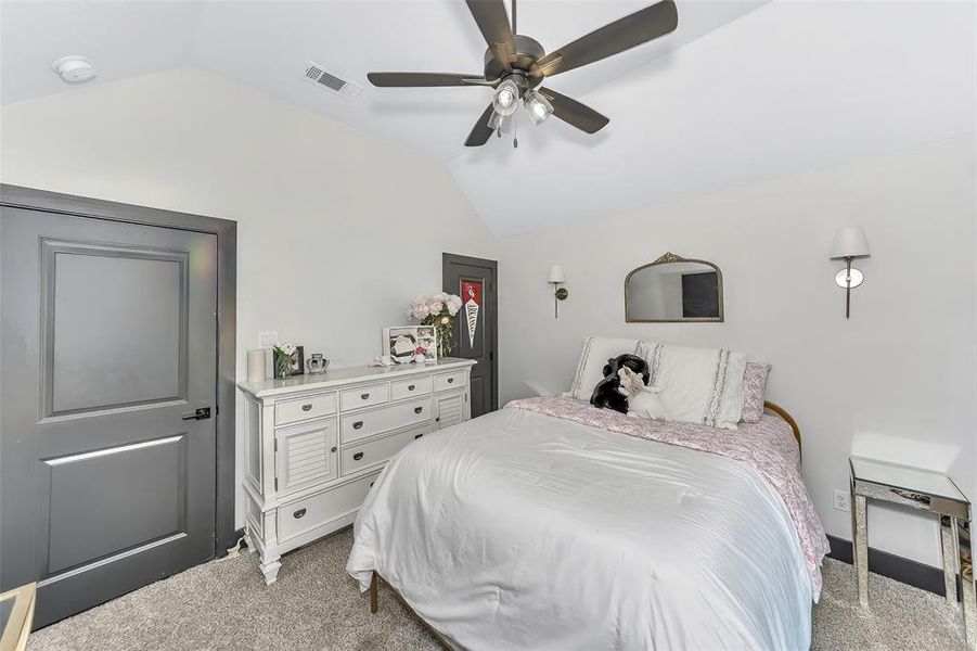 Furnished interior view inside a new home in , Weatherford (Image 17).