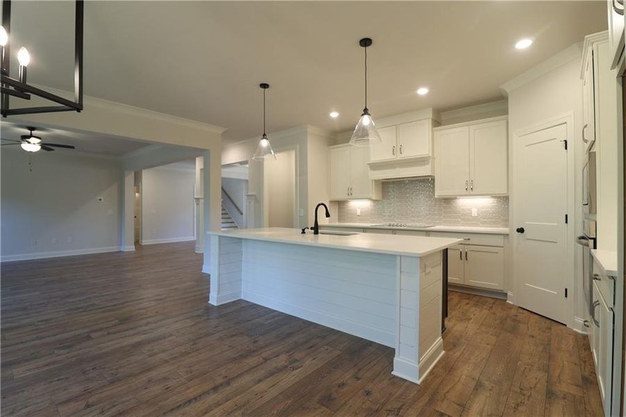 Furnished interior view inside a new home in Woodland Hills, Loganville (Image 11). Furnished interior view inside a new home in Woodland Hills, Loganville (Image 11).