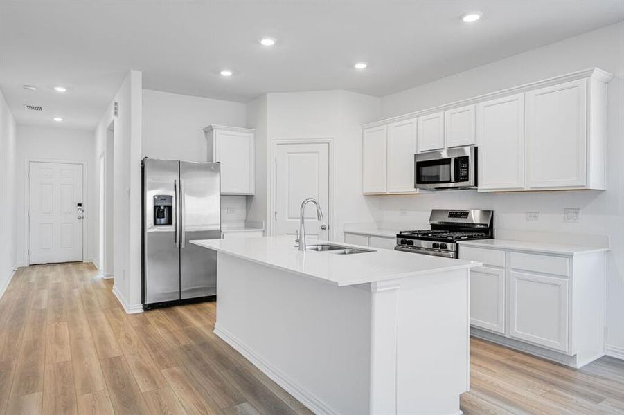 Furnished interior view inside a new home in River Ridge, Crandall (Image 11). Furnished interior view inside a new home in River Ridge, Crandall (Image 11).