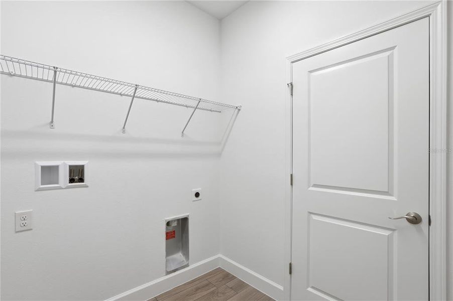 Spacious, unfurnished interior of a new home in , Sanford (Image 19).