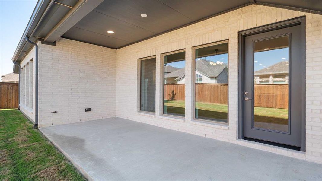 Exterior details and patio area of a home in , Lavon (Image 2). Exterior details and patio area of a home in , Lavon (Image 2).