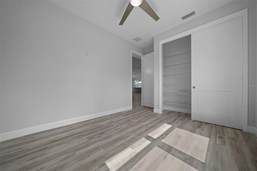 Spacious, unfurnished interior of a new home in , Ocala (Image 38).