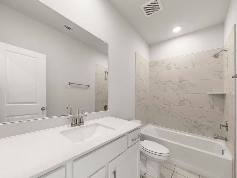 Furnished interior view inside a new home in Meadow Ridge Estates, Josephine (Image 8).