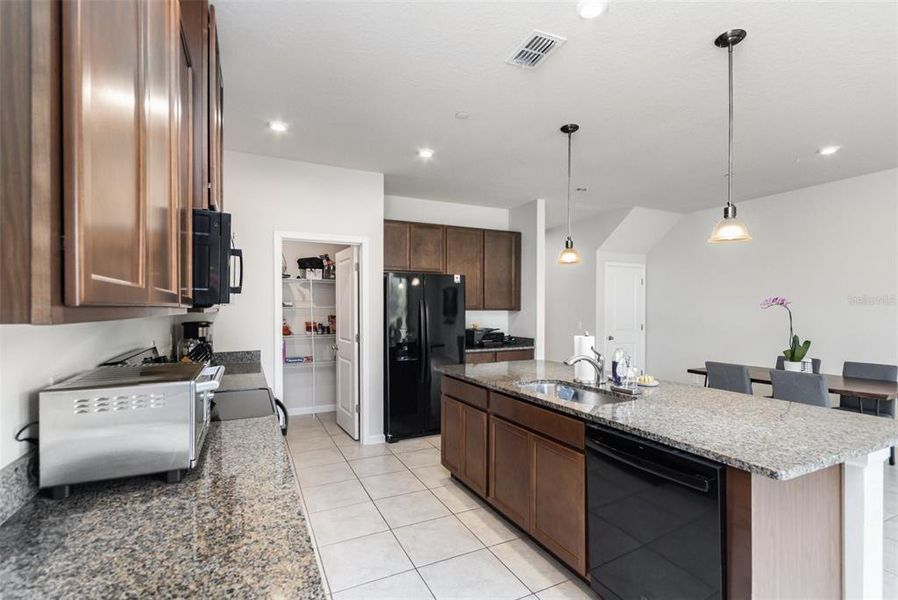 Furnished interior view inside a new home in , Clermont (Image 6).