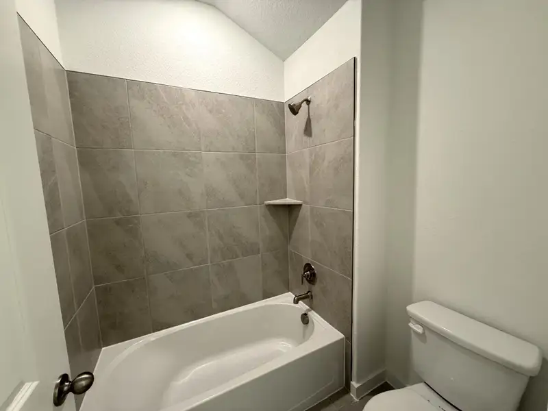 Furnished interior view inside a new home in Creeks Crossing, Elgin (Image 8).