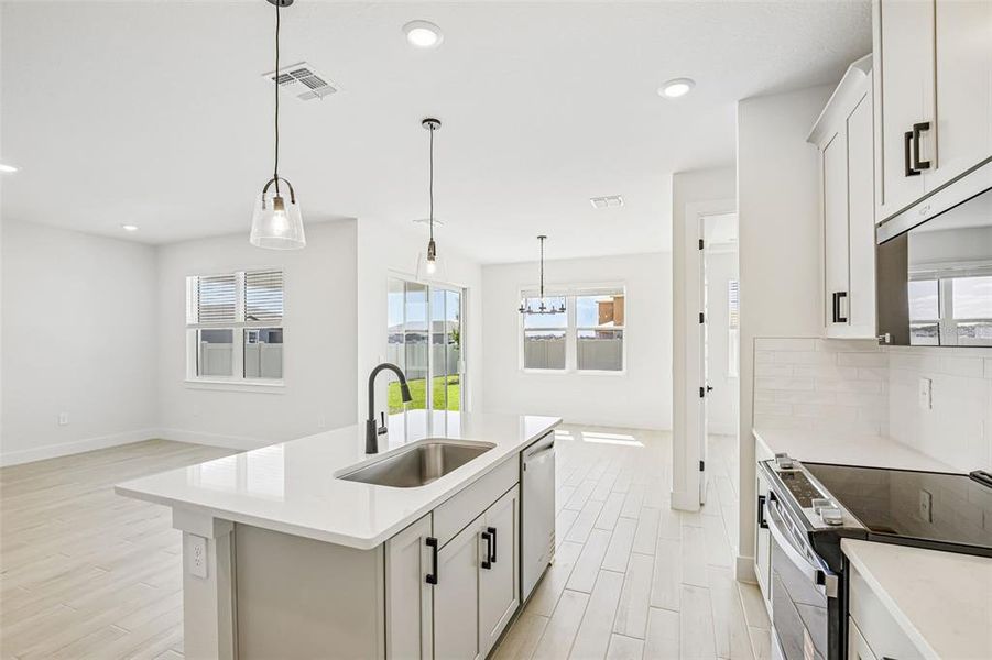 Furnished interior view inside a new home in Magnolia Bay - Reserve Series, Nokomis (Image 8).