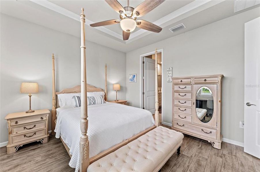 Furnished interior view inside a new home in , Venice (Image 16).