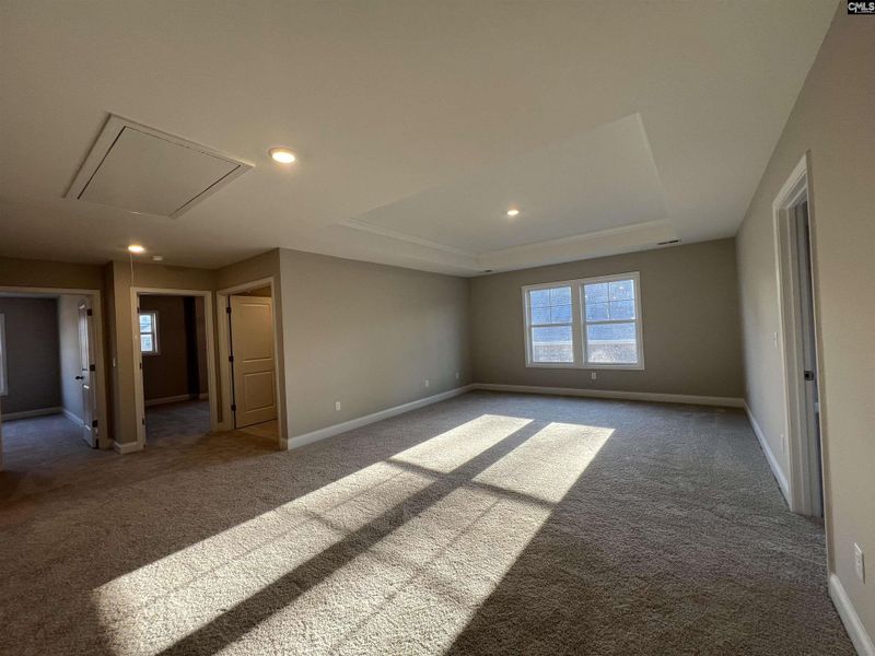 Spacious, unfurnished interior of a new home in The Cove, Sumter (Image 12).