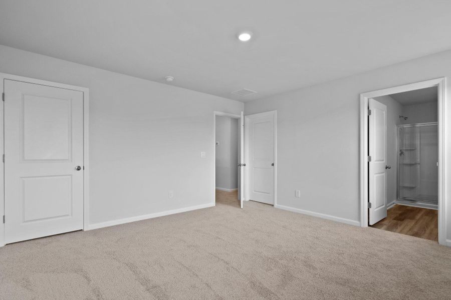 Spacious, unfurnished interior of a new home in The Cove at Mallard Crossing, Summerville (Image 21). Spacious, unfurnished interior of a new home in The Cove at Mallard Crossing, Summerville (Image 21).