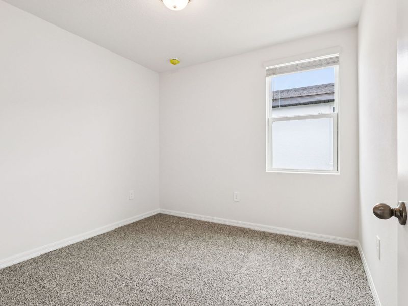 Spacious, unfurnished interior of a new home in Hamilton Bluff - Classic Series, Lake Hamilton (Image 11).