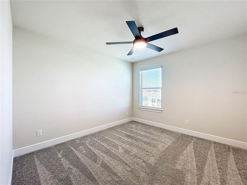 Spacious, unfurnished interior of a new home in Amelia Groves, St. Cloud (Image 25).