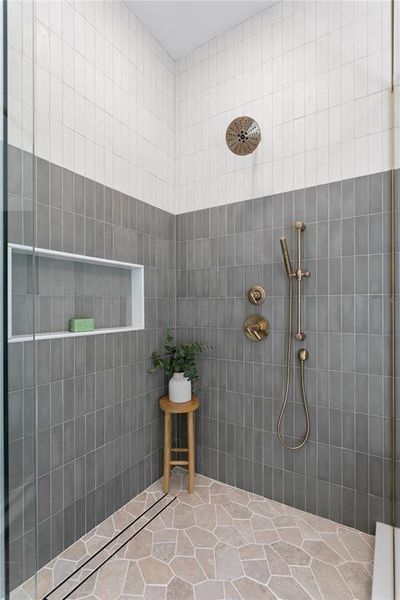 Close-up of interior finishes inside a home in , Tampa (Image 20).