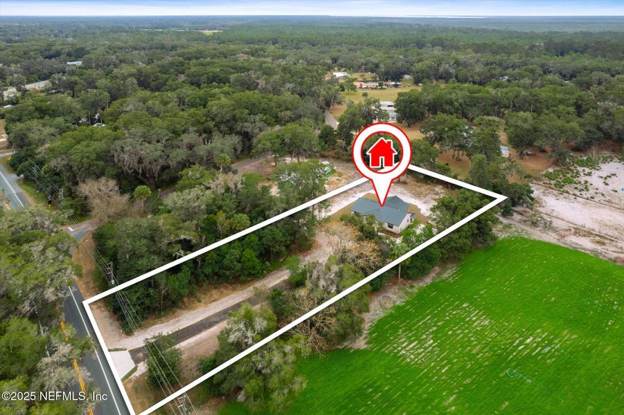Front exterior of a new home in , San Mateo, FL, highlighting curb appeal (Image 27). Front exterior of a new home in , San Mateo, FL, highlighting curb appeal (Image 27).