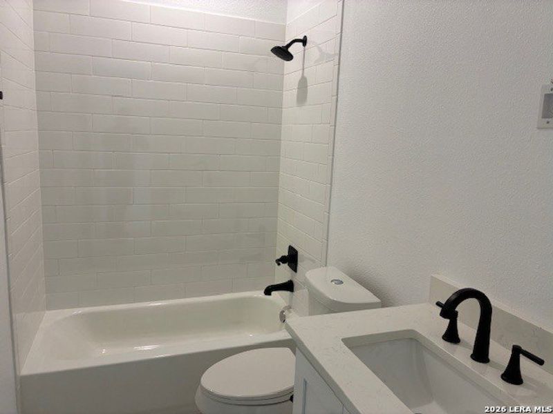 Furnished interior view inside a new home in , Canyon Lake (Image 8).