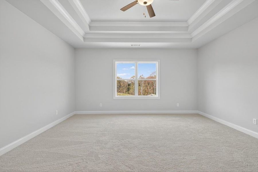 Spacious, unfurnished interior of a new home in Hemingway, Flowery Branch (Image 17).