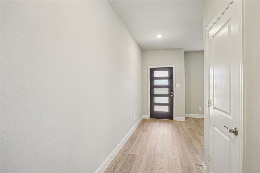 Spacious, unfurnished interior of a new home in Windmore, Princeton (Image 25). Spacious, unfurnished interior of a new home in Windmore, Princeton (Image 25).