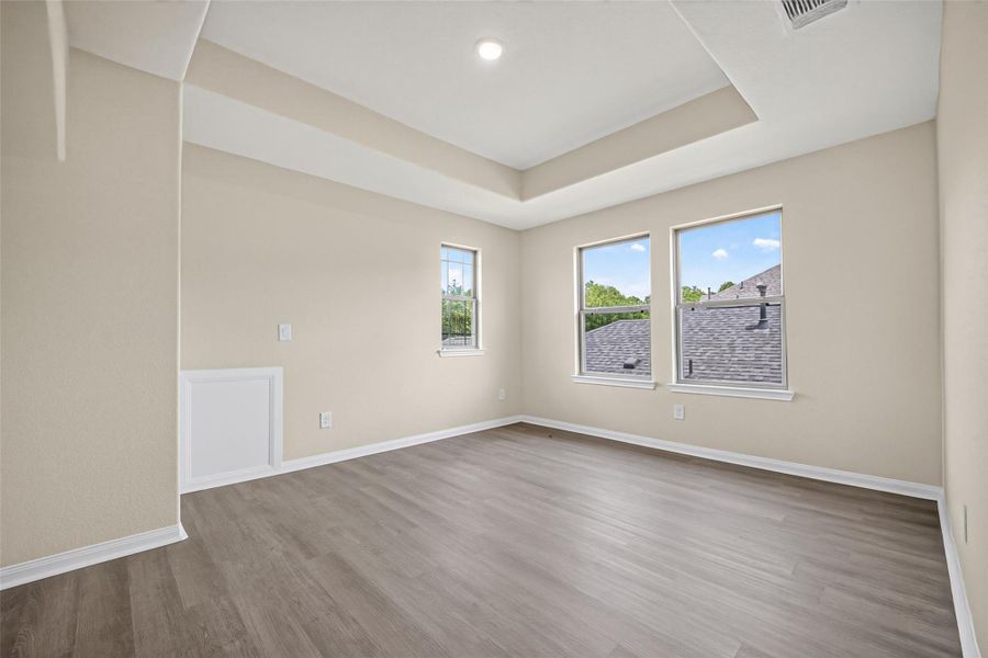 Spacious, unfurnished interior of a new home in , Montgomery (Image 30).