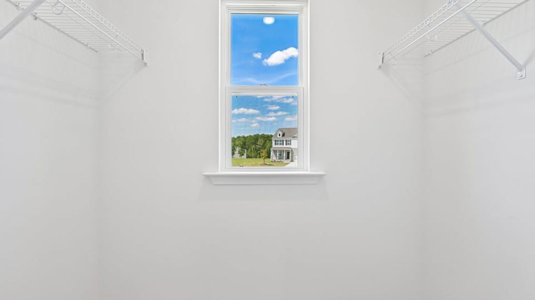Spacious, unfurnished interior of a new home in Mason Ridge, Spring Lake (Image 28).