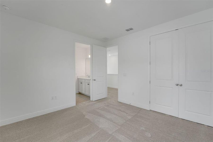 Spacious, unfurnished interior of a new home in Laureate Park (Craft Homes), Orlando (Image 7). Spacious, unfurnished interior of a new home in Laureate Park (Craft Homes), Orlando (Image 7).