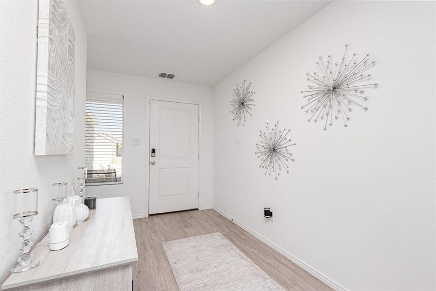 Spacious, unfurnished interior of a new home in Walden Pond: Cottage East, Forney (Image 14).