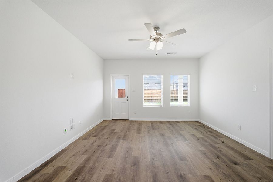 Spacious, unfurnished interior of a new home in Westridge, McKinney (Image 16). Spacious, unfurnished interior of a new home in Westridge, McKinney (Image 16).