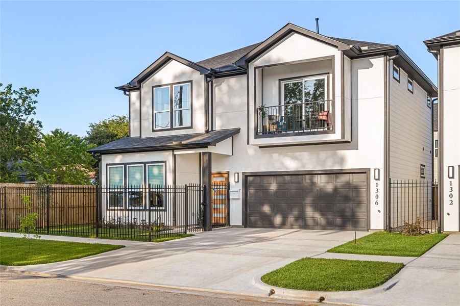 Front exterior of a new home in , Houston, TX, highlighting curb appeal (Image 25). Front exterior of a new home in , Houston, TX, highlighting curb appeal (Image 25).