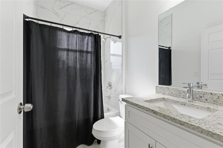 Furnished interior view inside a new home in , Ocklawaha (Image 18).