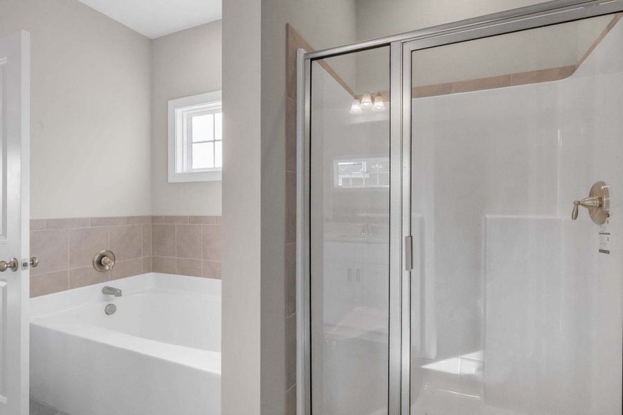 Representative furnished interior of a home built from the Clayton by Caviness & Cates Communities in Bartlett Manor, Youngsville (Image 196).
