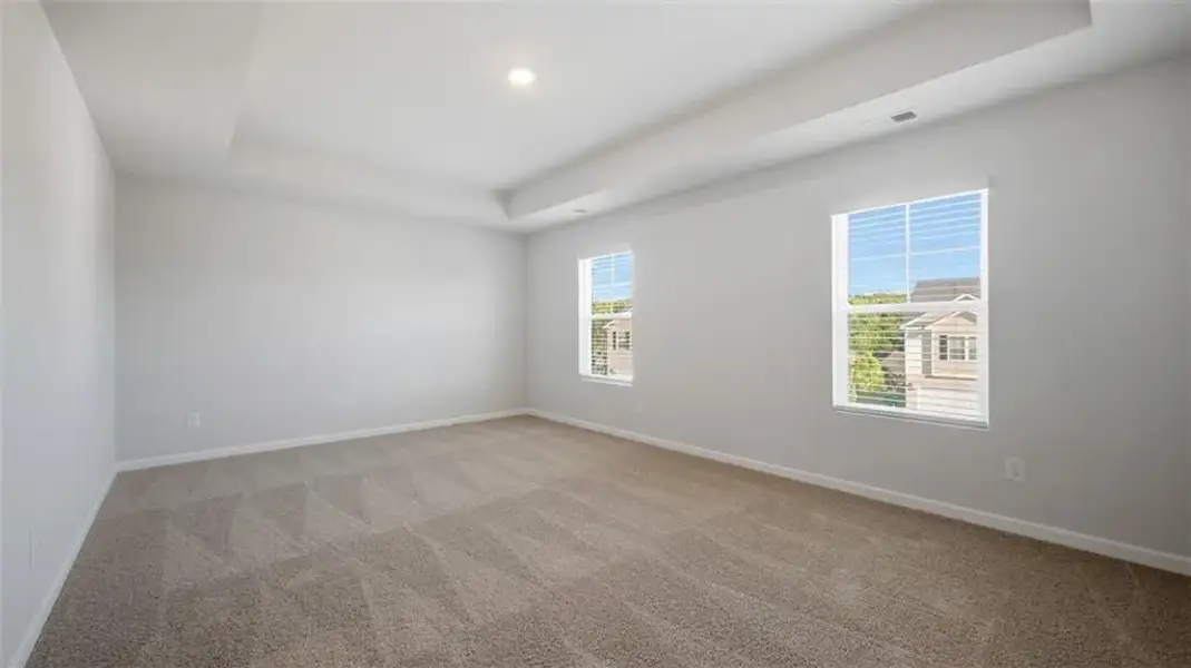 Spacious, unfurnished interior of a new home in Poplar Preserve, Newnan (Image 24).
