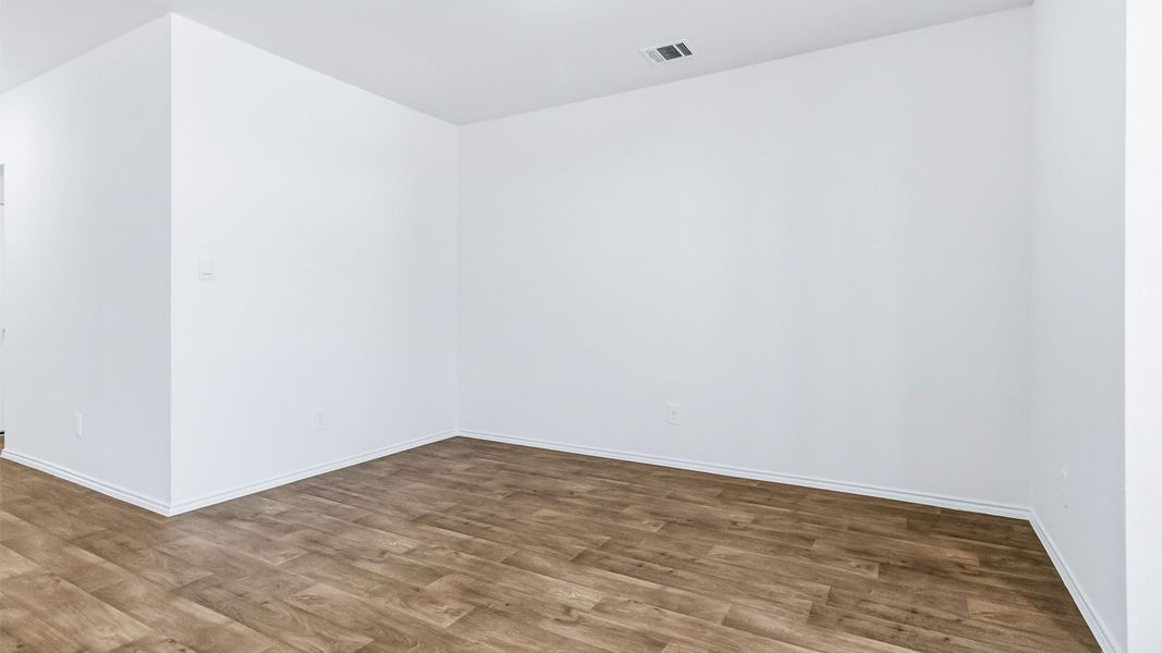 Representative unfurnished interior of a home built from the The Easton by D.R. Horton in Wayside, Uhland (Image 17).