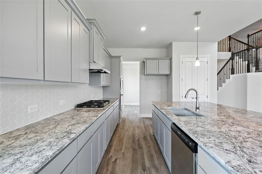 Furnished interior view inside a new home in Ridge Crossing, Waxahachie (Image 7).