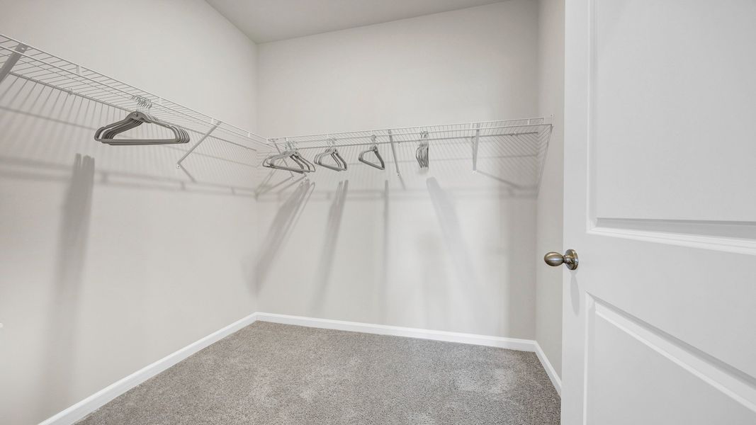 Spacious, unfurnished interior of a new home in Sease's Pond, Gilbert (Image 18). Spacious, unfurnished interior of a new home in Sease's Pond, Gilbert (Image 18).