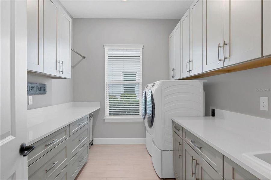 Furnished interior view inside a new home in , Lakewood Ranch (Image 18).