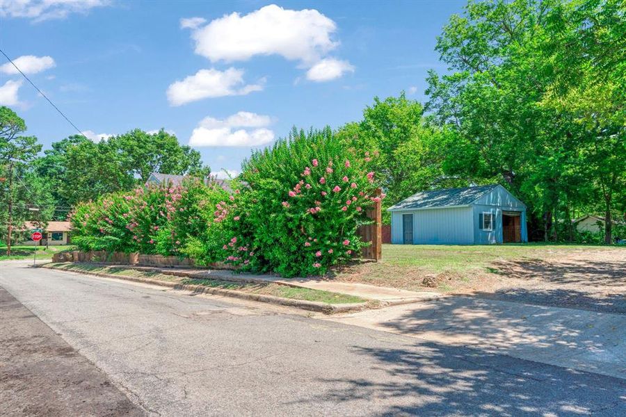 Exterior details and patio area of a home in , Paris (Image 2). Exterior details and patio area of a home in , Paris (Image 2).
