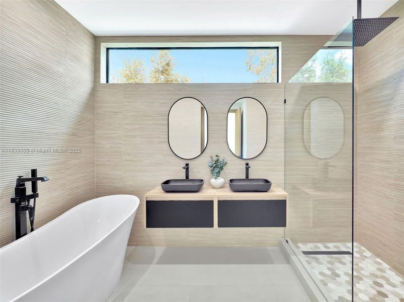 Spacious, unfurnished interior of a new home in , Miami (Image 9).