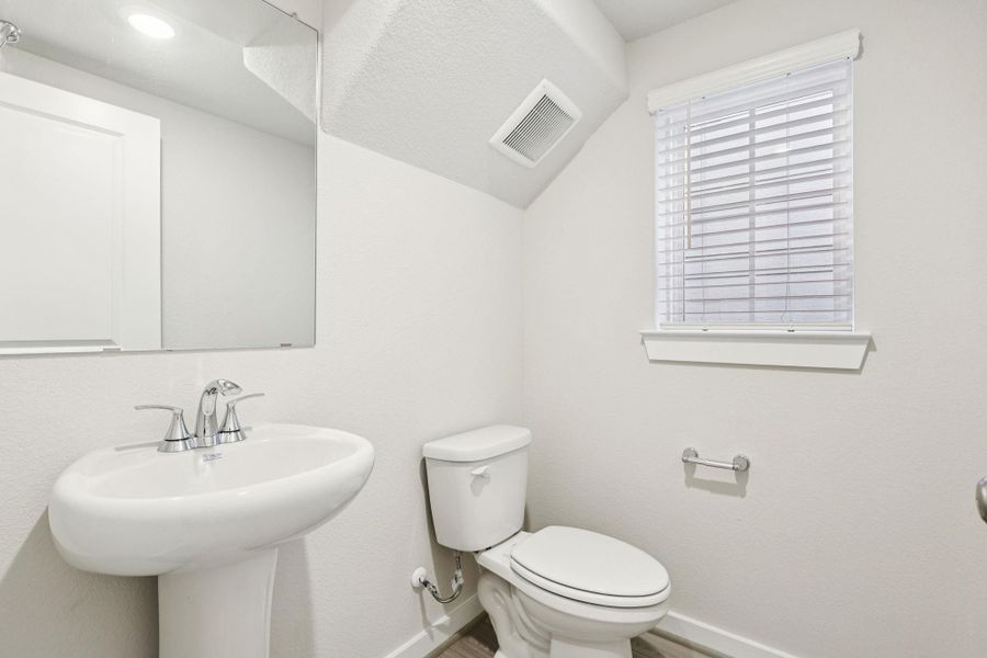 Image 28 of a home in .